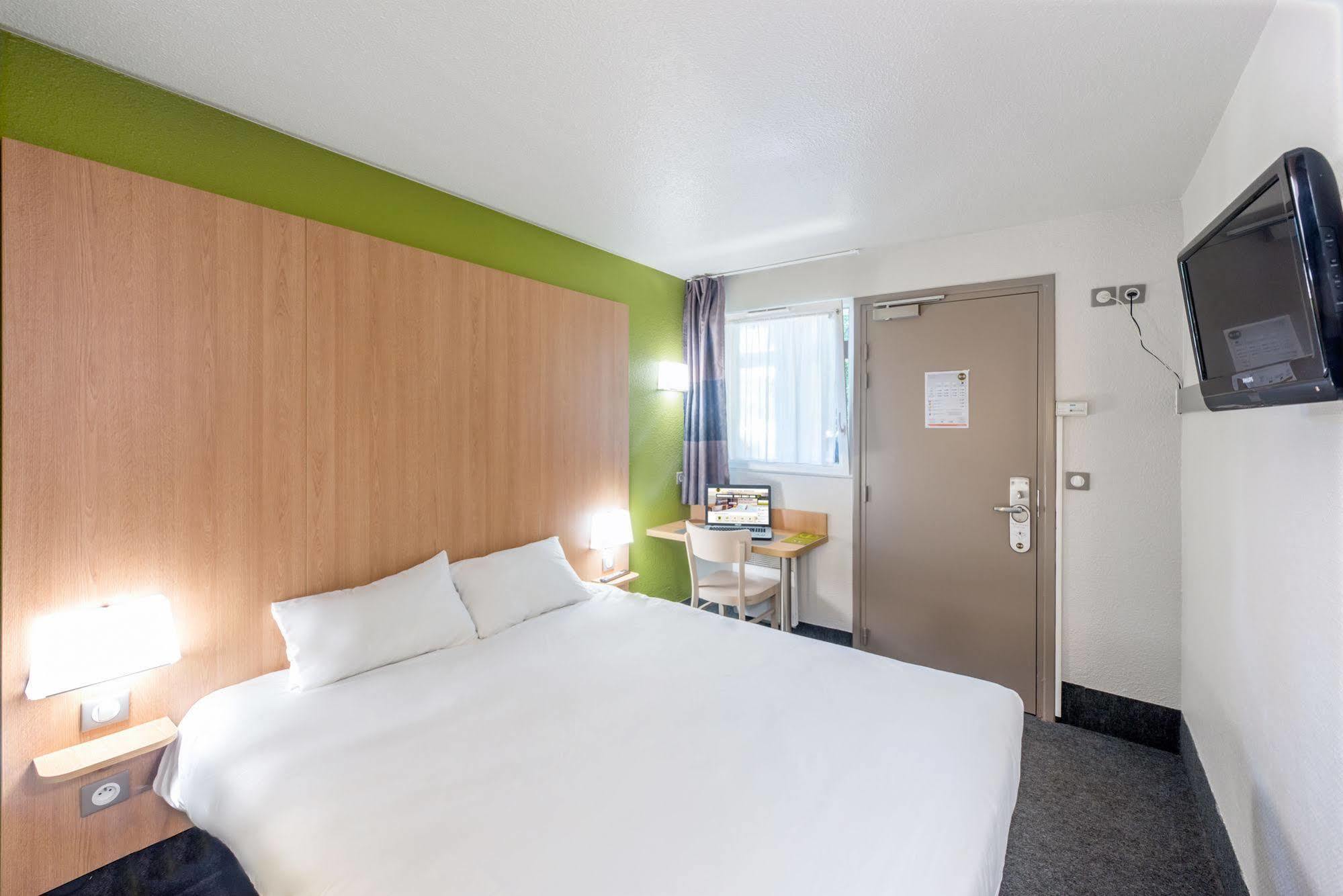 B&B Hotel Brest Kergaradec Aeroport Gouesnou Εξωτερικό φωτογραφία