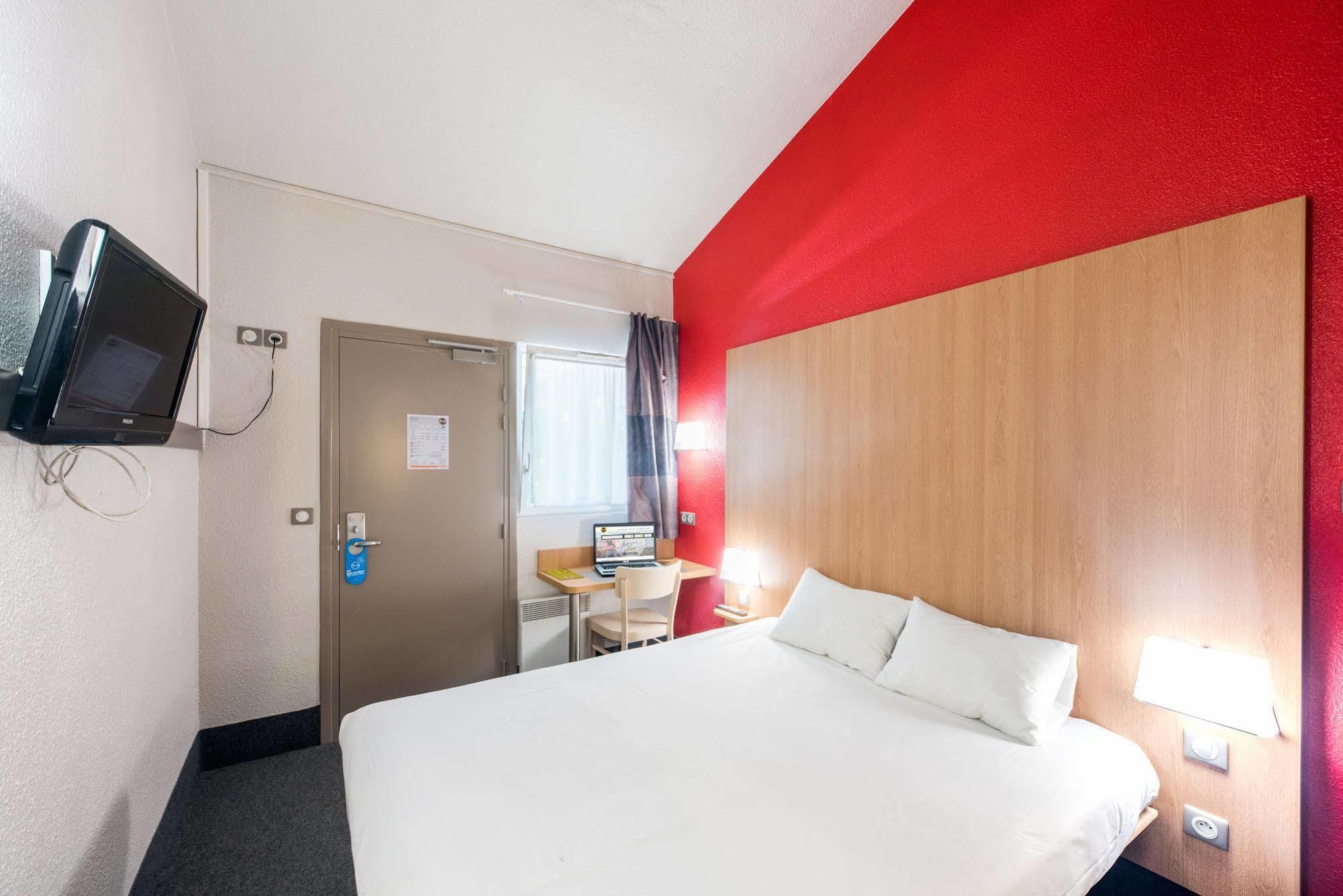 B&B Hotel Brest Kergaradec Aeroport Gouesnou Εξωτερικό φωτογραφία