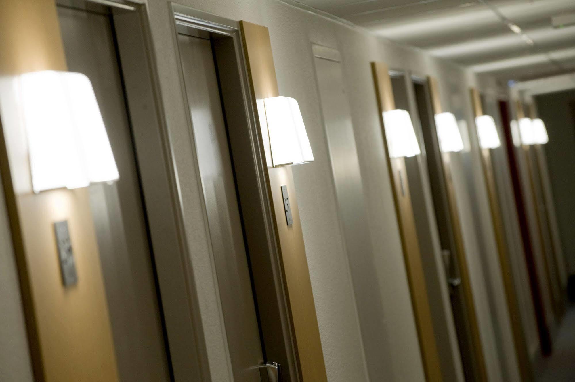 B&B Hotel Brest Kergaradec Aeroport Gouesnou Εξωτερικό φωτογραφία